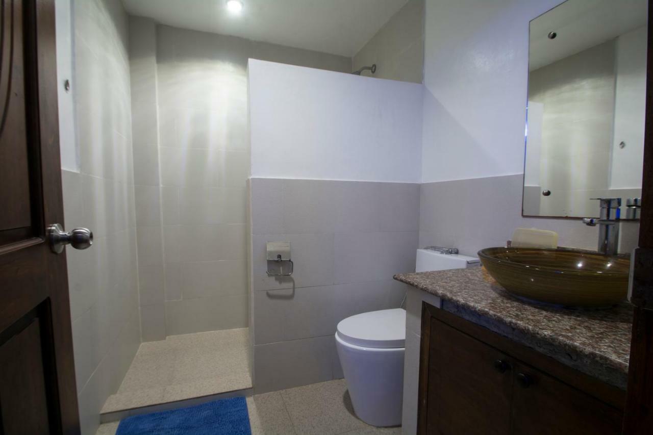 Balabag  Deparis Beach Resort מראה חיצוני תמונה